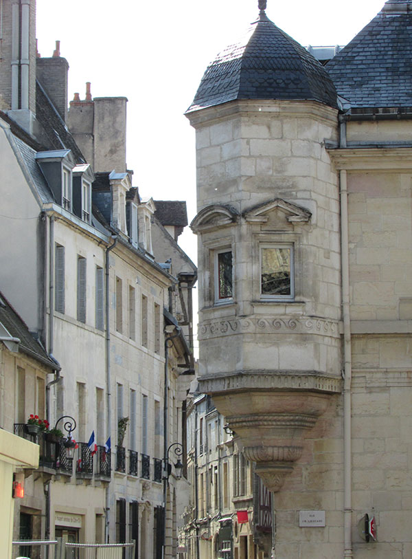 Rue de dijon centre ville