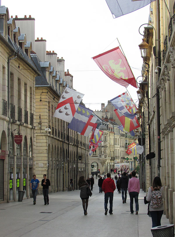 Rue Dijon centre